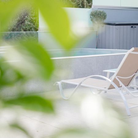 Onirion Homes : Stella'S Home Kolimvarion Bagian luar foto