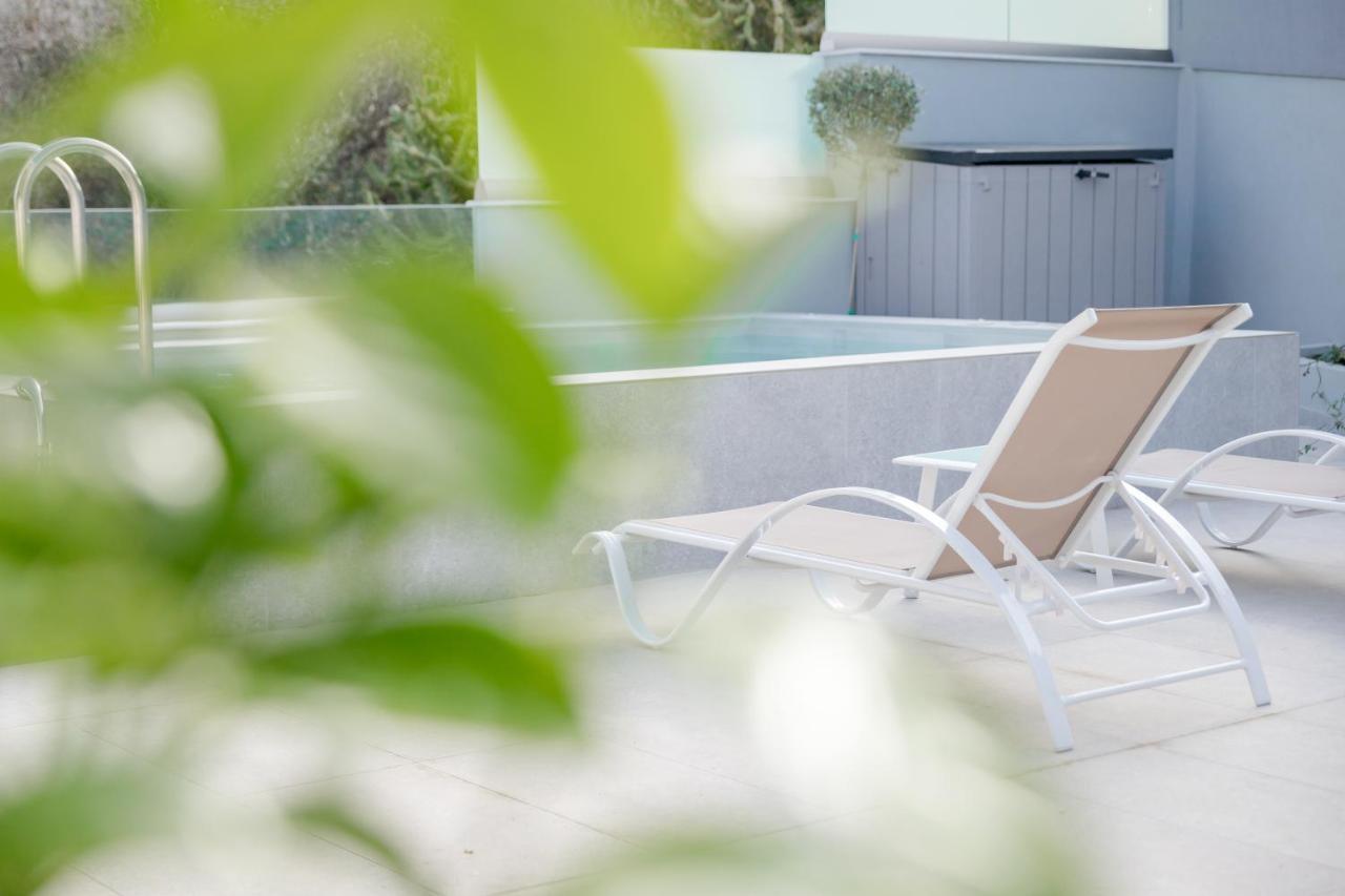 Onirion Homes : Stella'S Home Kolimvarion Bagian luar foto