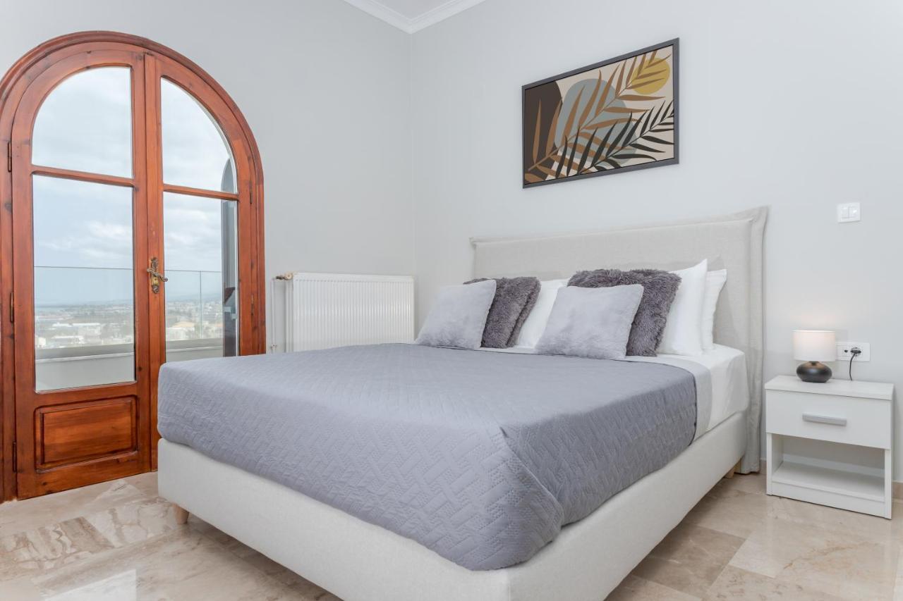 Onirion Homes : Stella'S Home Kolimvarion Bagian luar foto